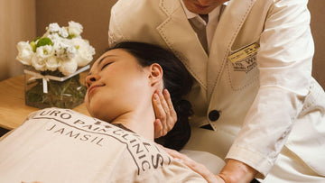 Why a Neurologist in Seoul Treats Neck Pain With Manual Therapy