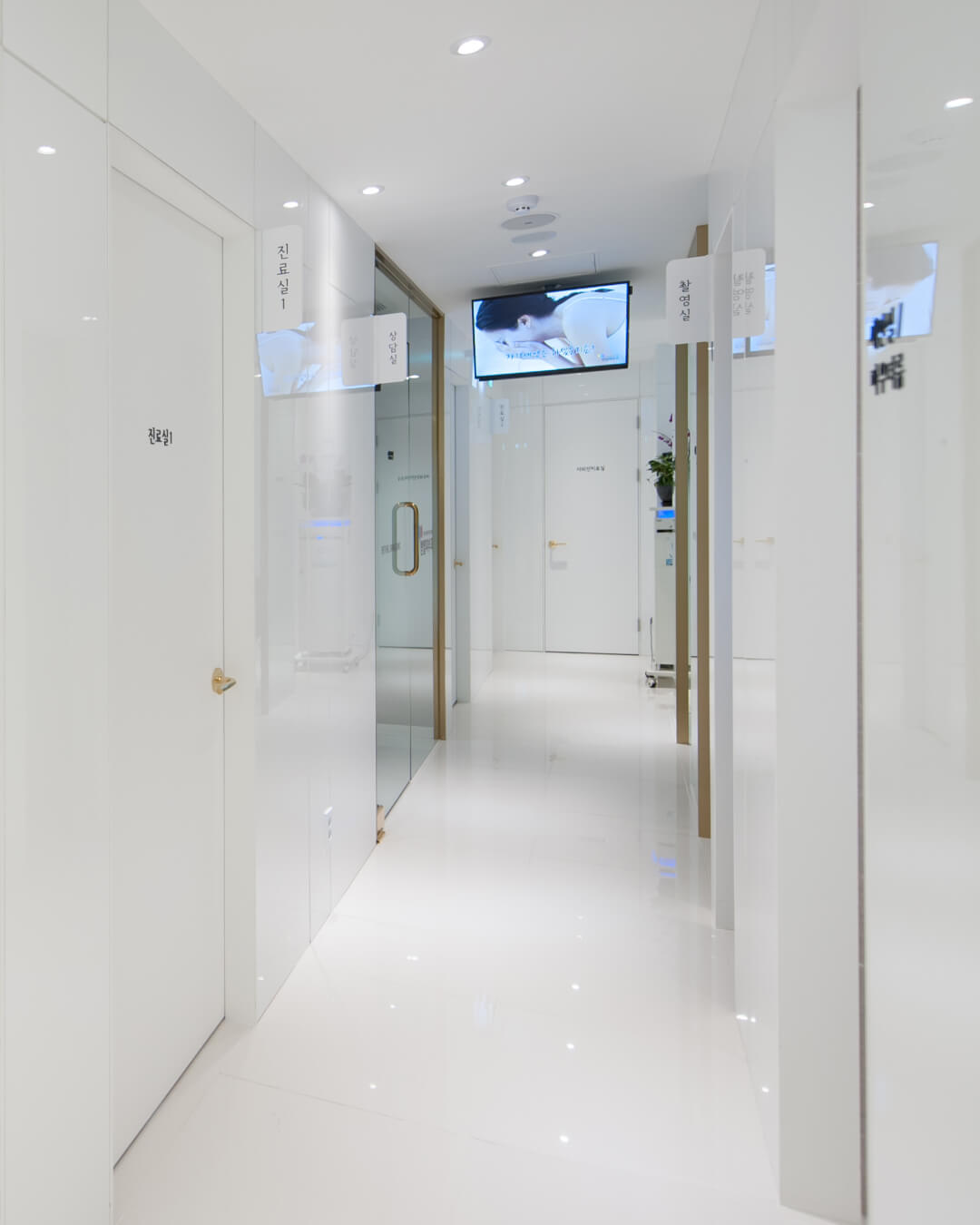 Bethel Dermatology — Gangnam SeoulㅣBoard-Certified Skin Specialists, Only 2% of Doctors in Korea