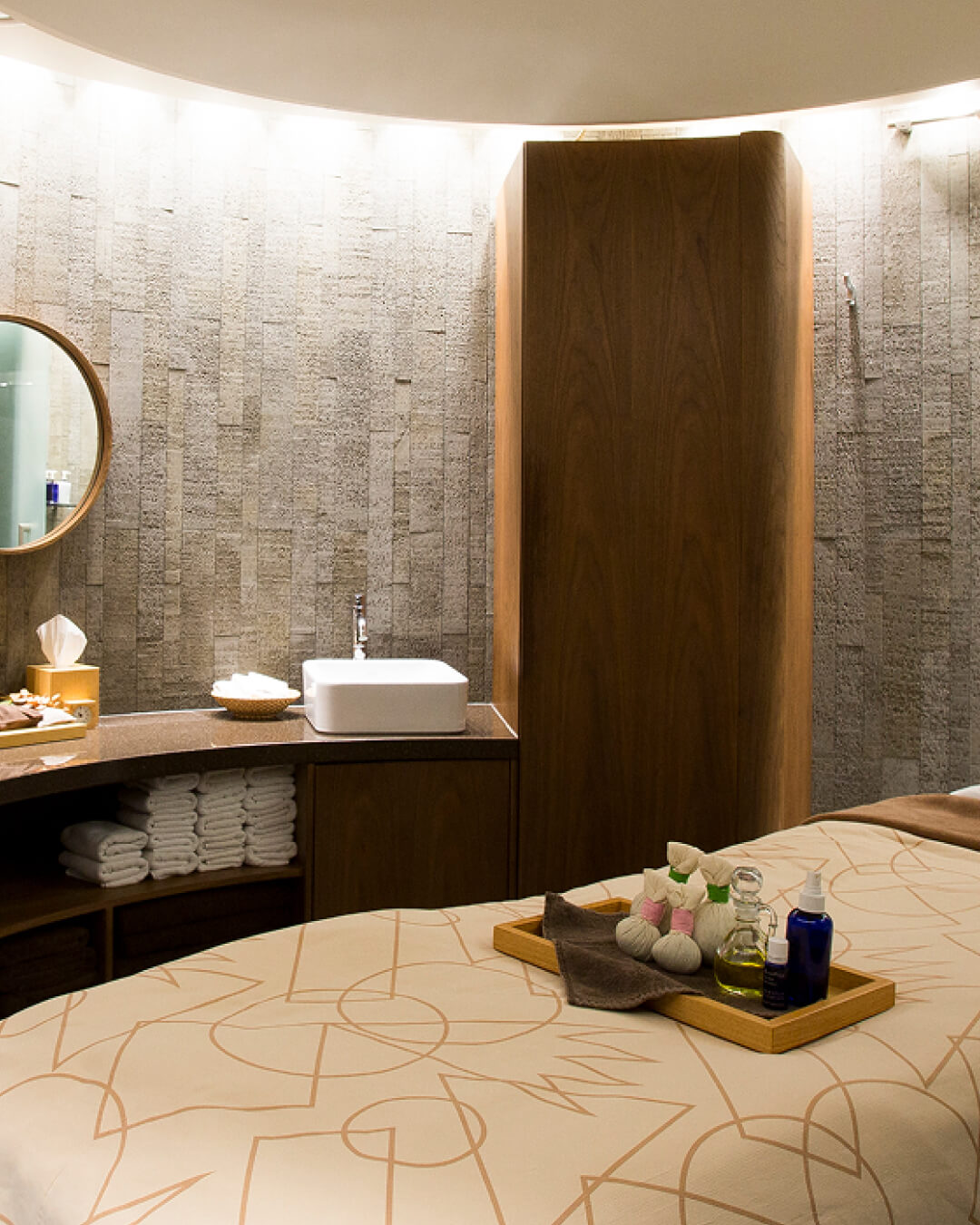Chaum Life Center | From Hair Spa to Anti-Aging Clinics, All in One Place