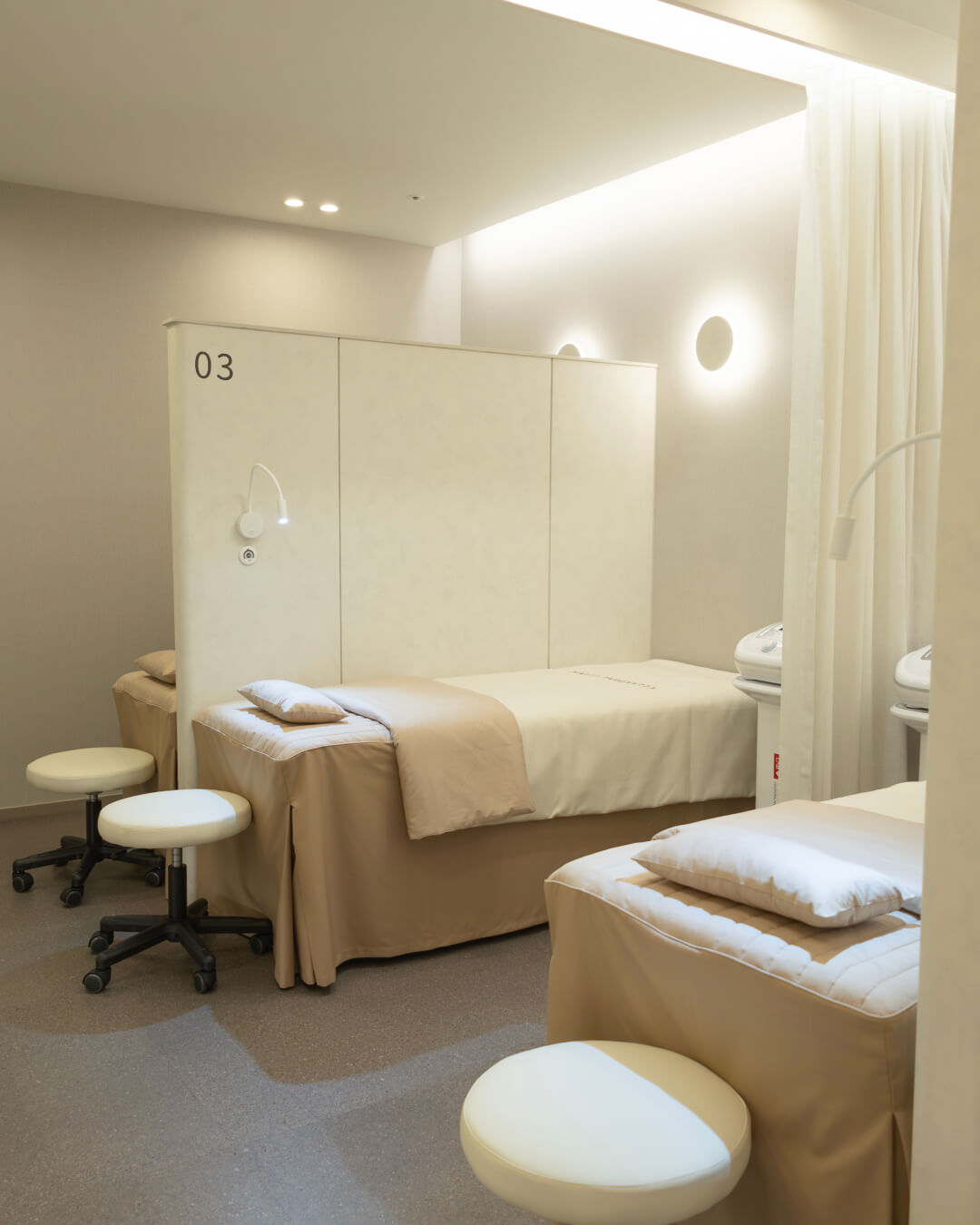 Cleartone Clinic | Pigmentation, Chronic Dermatitis & Lifting by the Chief Physician