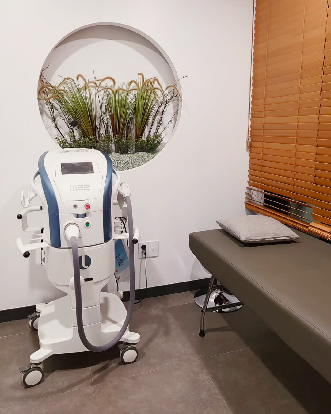 GS Eye Clinic — Gangnam Seoul | LASIK, SMILE Pro & ICL Specialist Trusted by Korean Celebrities