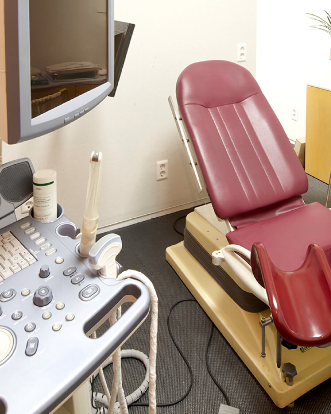 Shesmedi Hospital | From Screening to Childbirth, Women’s Care Since 1990