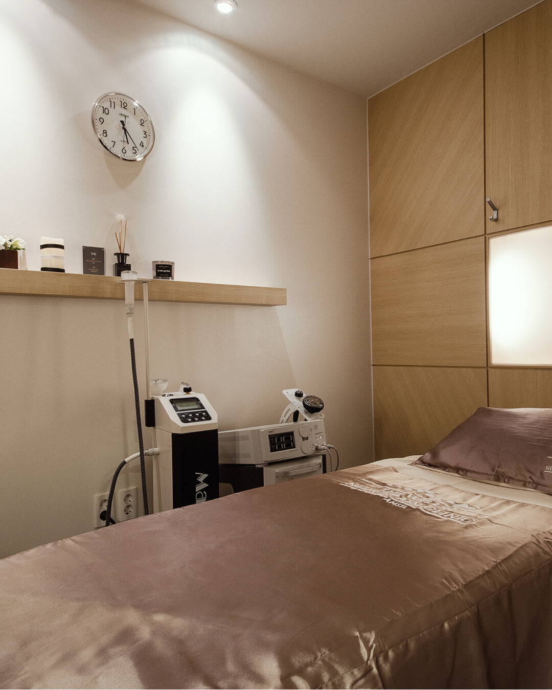 The Wells Clinic - Jamsil | Neurologist-Led Postural Correction & Pain Care